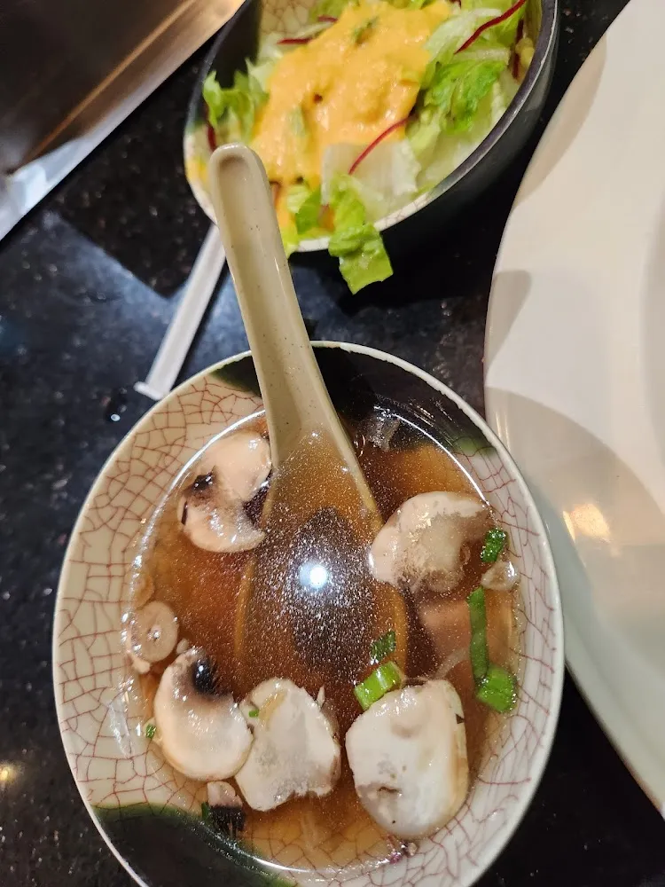 Mushroom and Onion Soup Salad